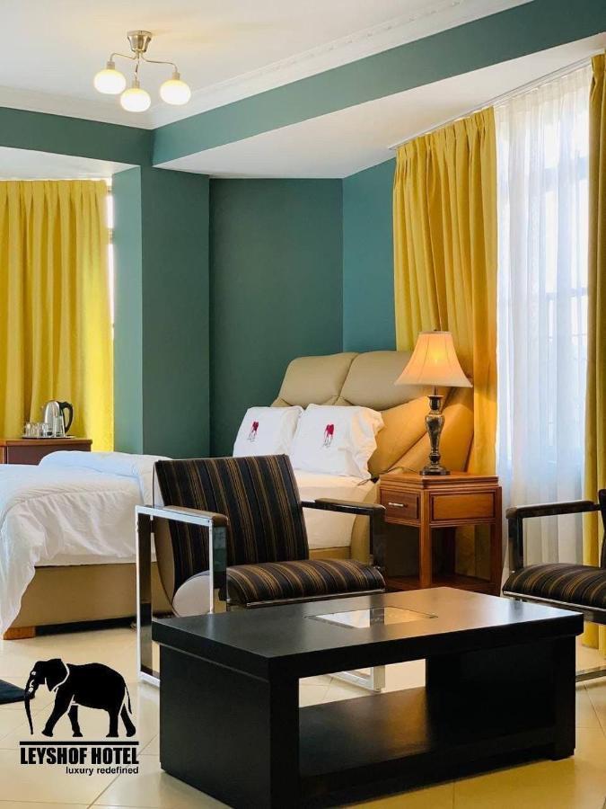Leyshof Hotel 음완자 외부 사진