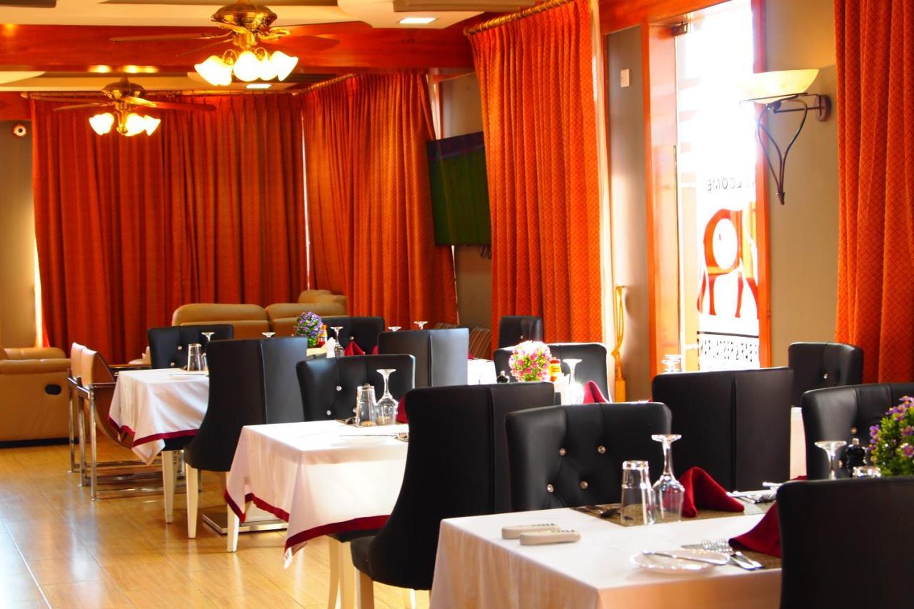 Leyshof Hotel 음완자 외부 사진
