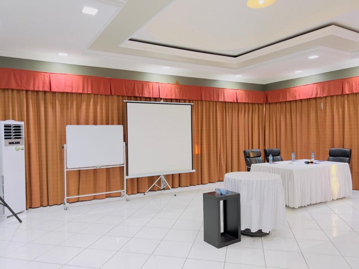 Leyshof Hotel 음완자 외부 사진