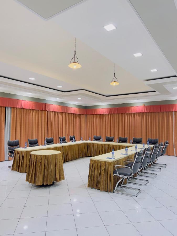 Leyshof Hotel 음완자 외부 사진